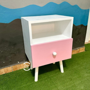 MESA CON UNA GAVETA